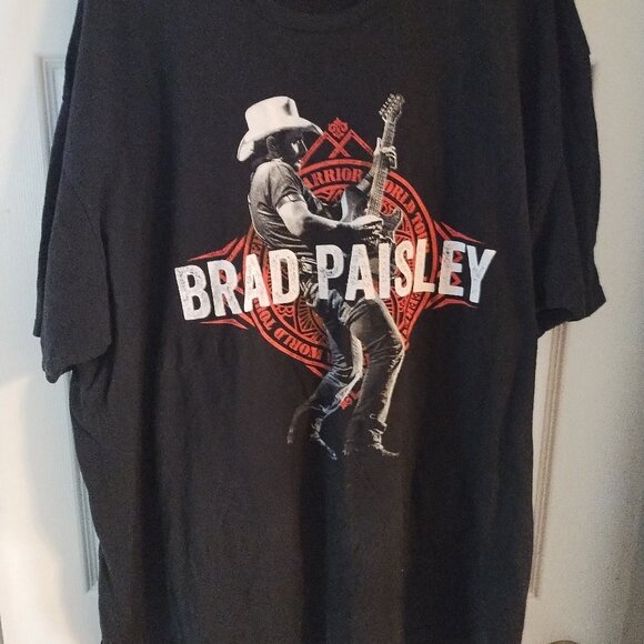 BRAD PAISLEY MENS  CONCERT  BAND TOUR TEE - Picture 1 of 2
